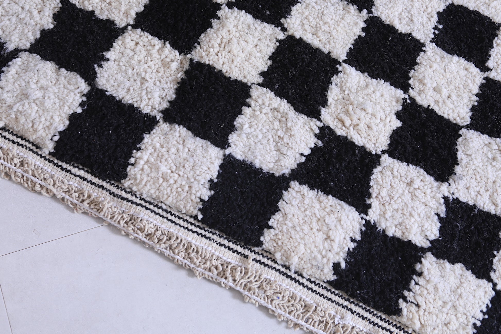 Handmade checkered rug 7.3 X 8 Feet