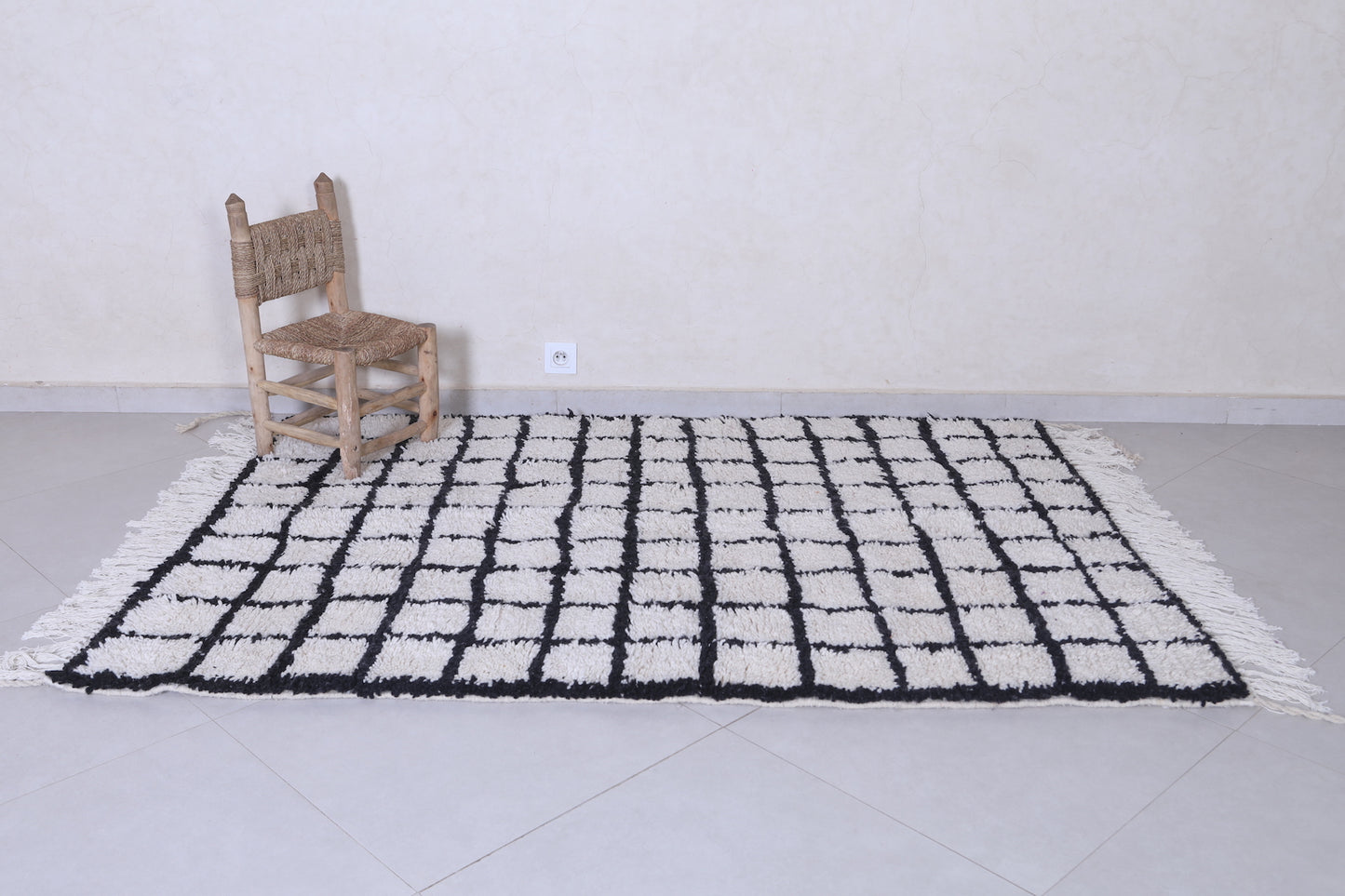 Moroccan beniourain rug 4.5 x 6.6 Feet