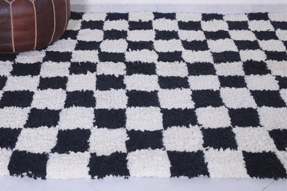Handmade moroccan checkered rug 5.5 X 5.9 Feet
