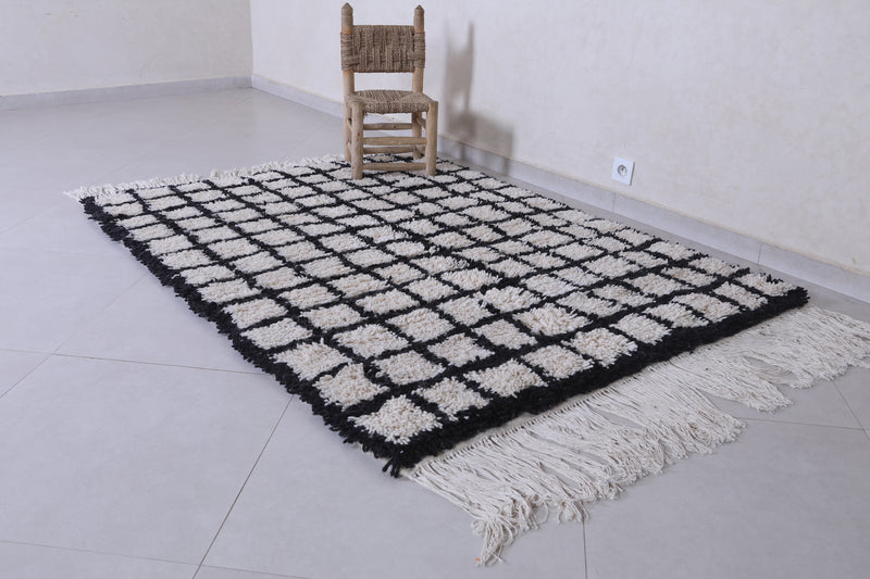 Moroccan beniourain rug 4.6 x 6.2 Feet