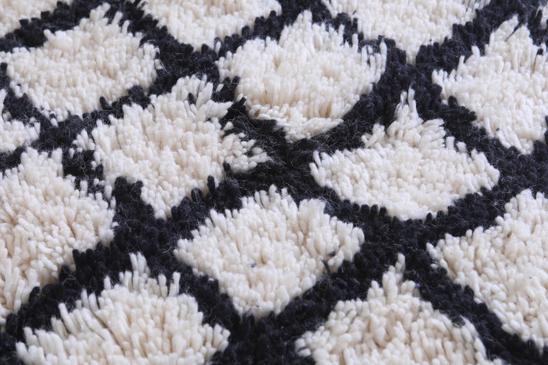 Moroccan beniourain rug 4.6 x 6.2 Feet