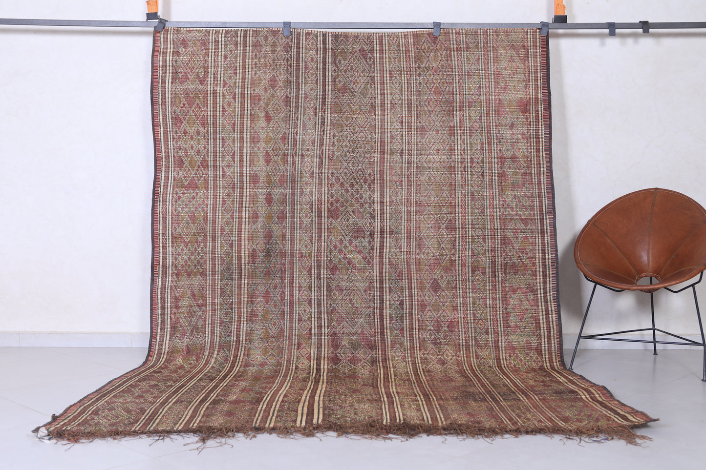 Handwoven Tuareg rug 6.4 X 9 Feet