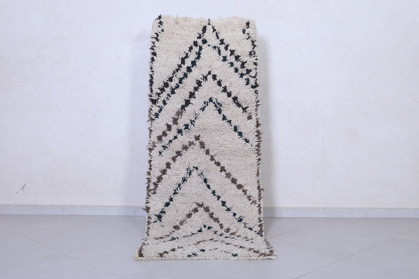 Moroccan rug 2.6 X 6.5 Feet