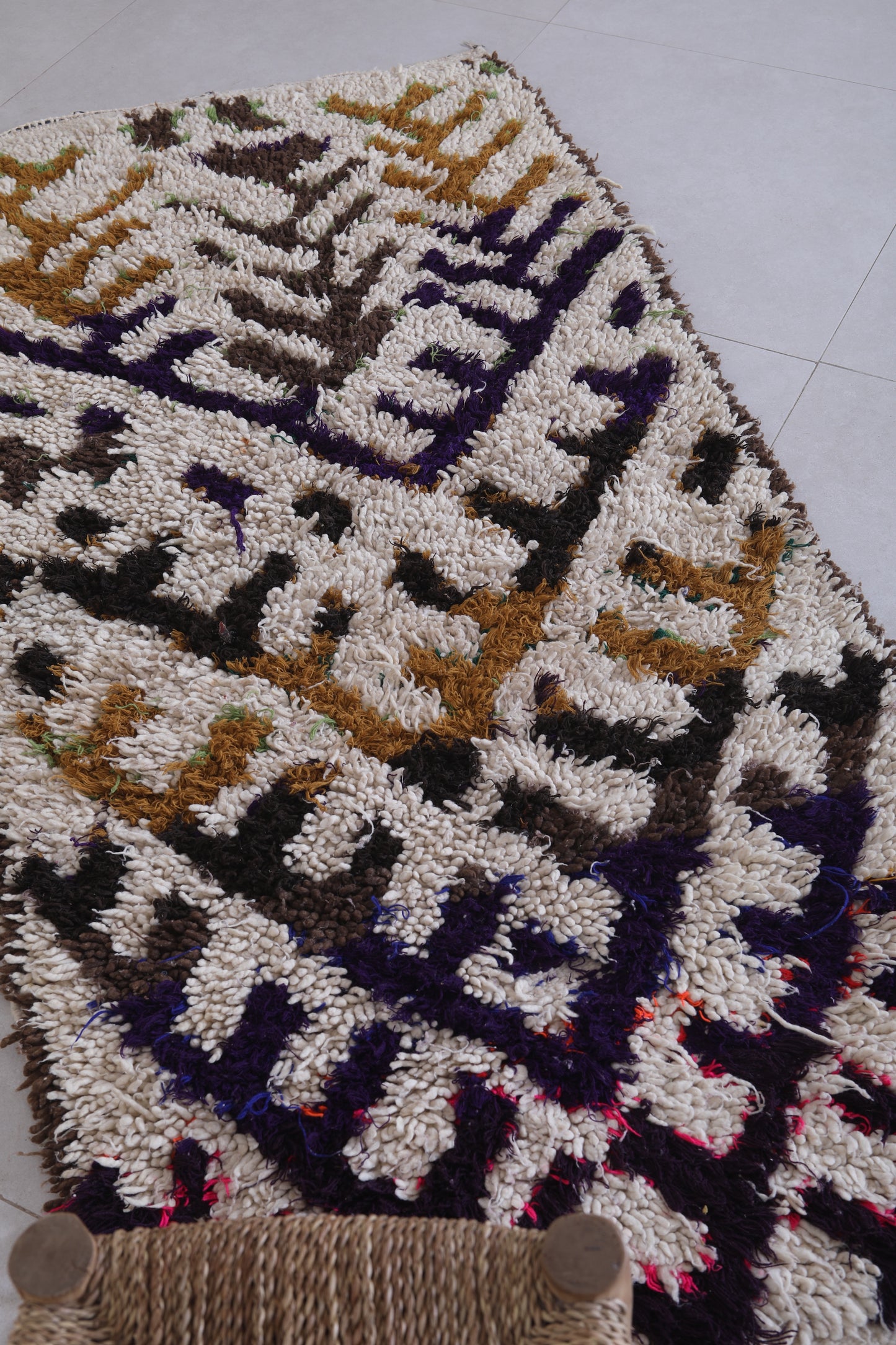 Moroccan rug 2.7 X 5.9 Feet