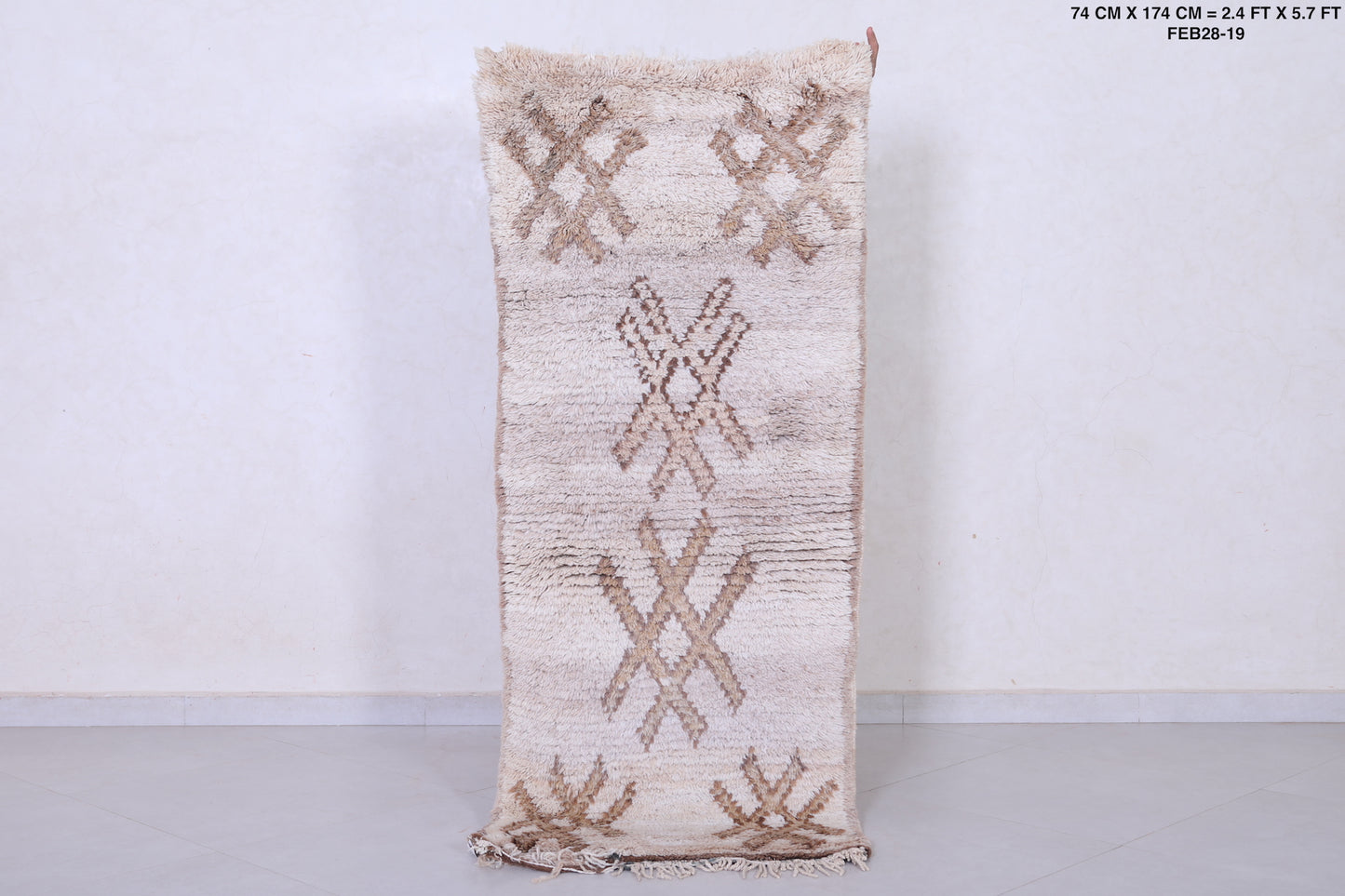 Vintage handmade moroccan berber runner rug 2.4 FT X 5.7 FT
