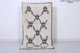 Moroccan rug 2.7 X 5.8 Feet