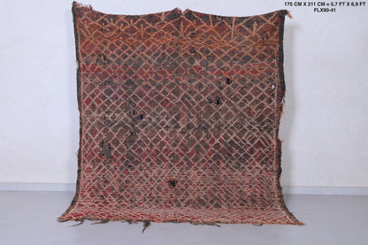 Moroccan rug 5.7 X 6.9 Feet