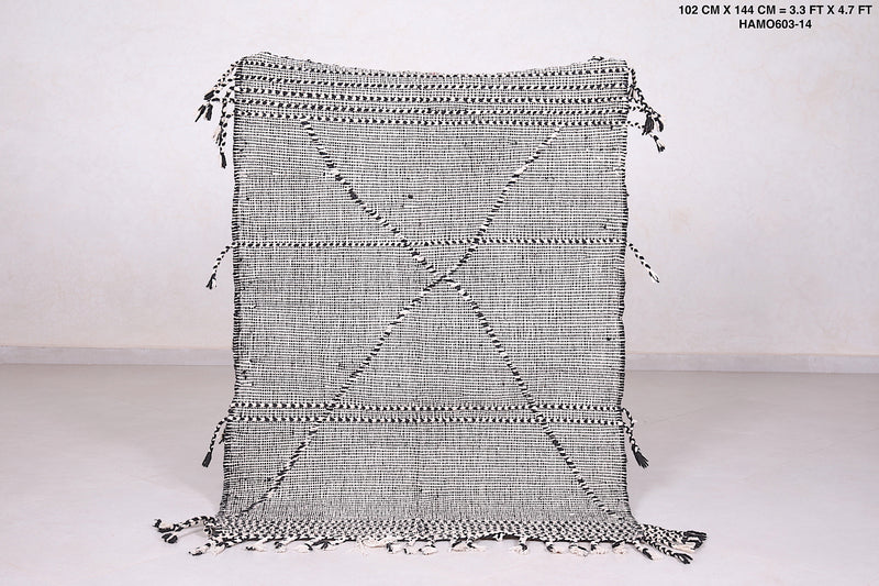 Moroccan Rug - Black and White Geometric Design - 3.3x4.7 ft - Handwoven Kilim