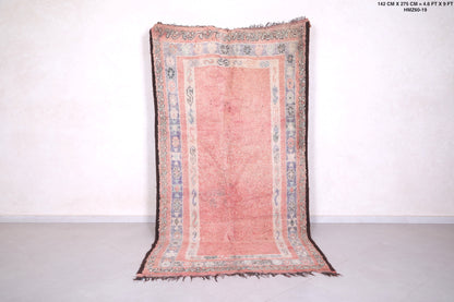 Vintage moroccan rug 4.6 X 9 Feet