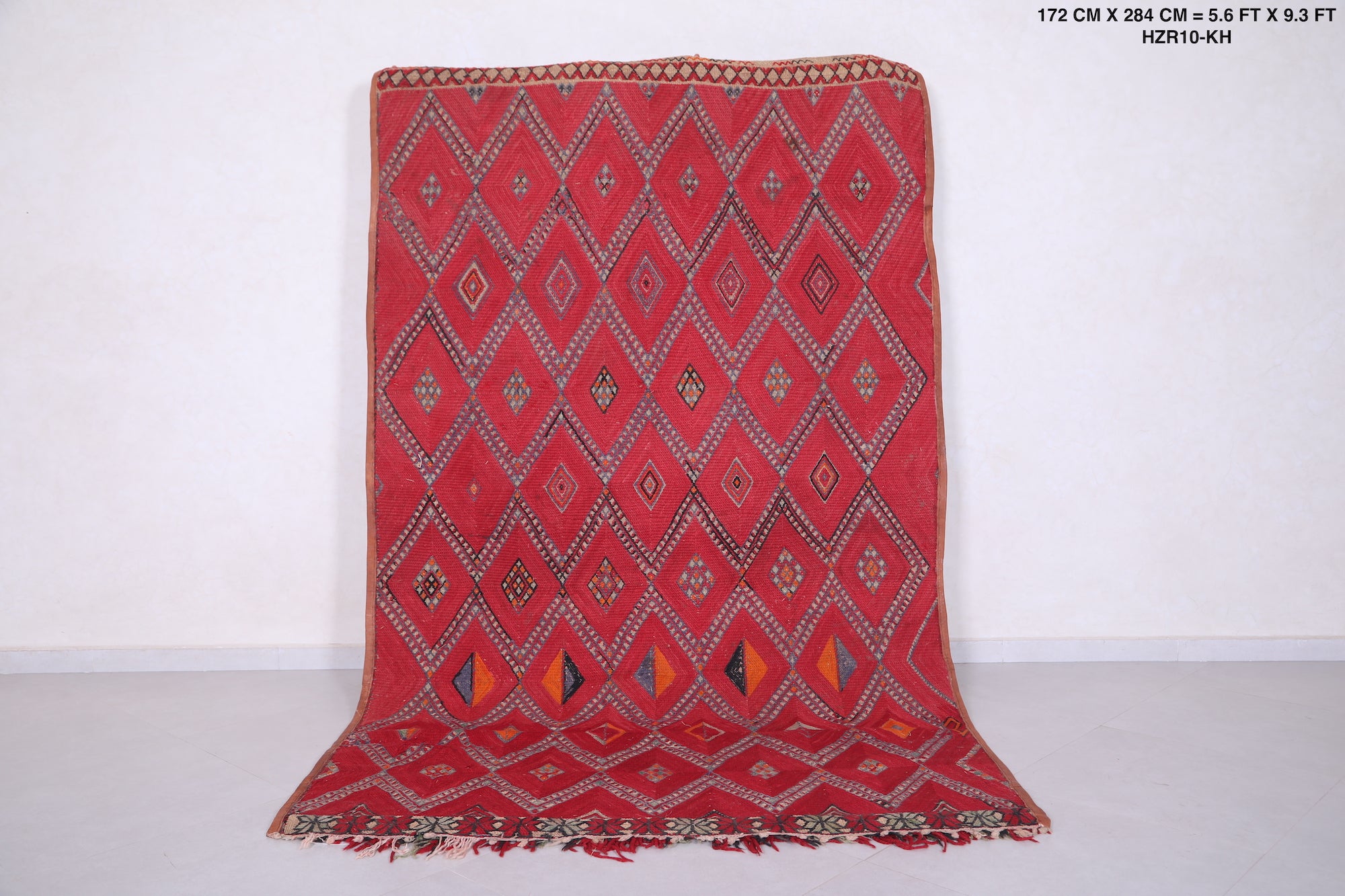 Red Berber Trellis Rug 5.6 FT X 9.3 FT – Boucherouite Rug