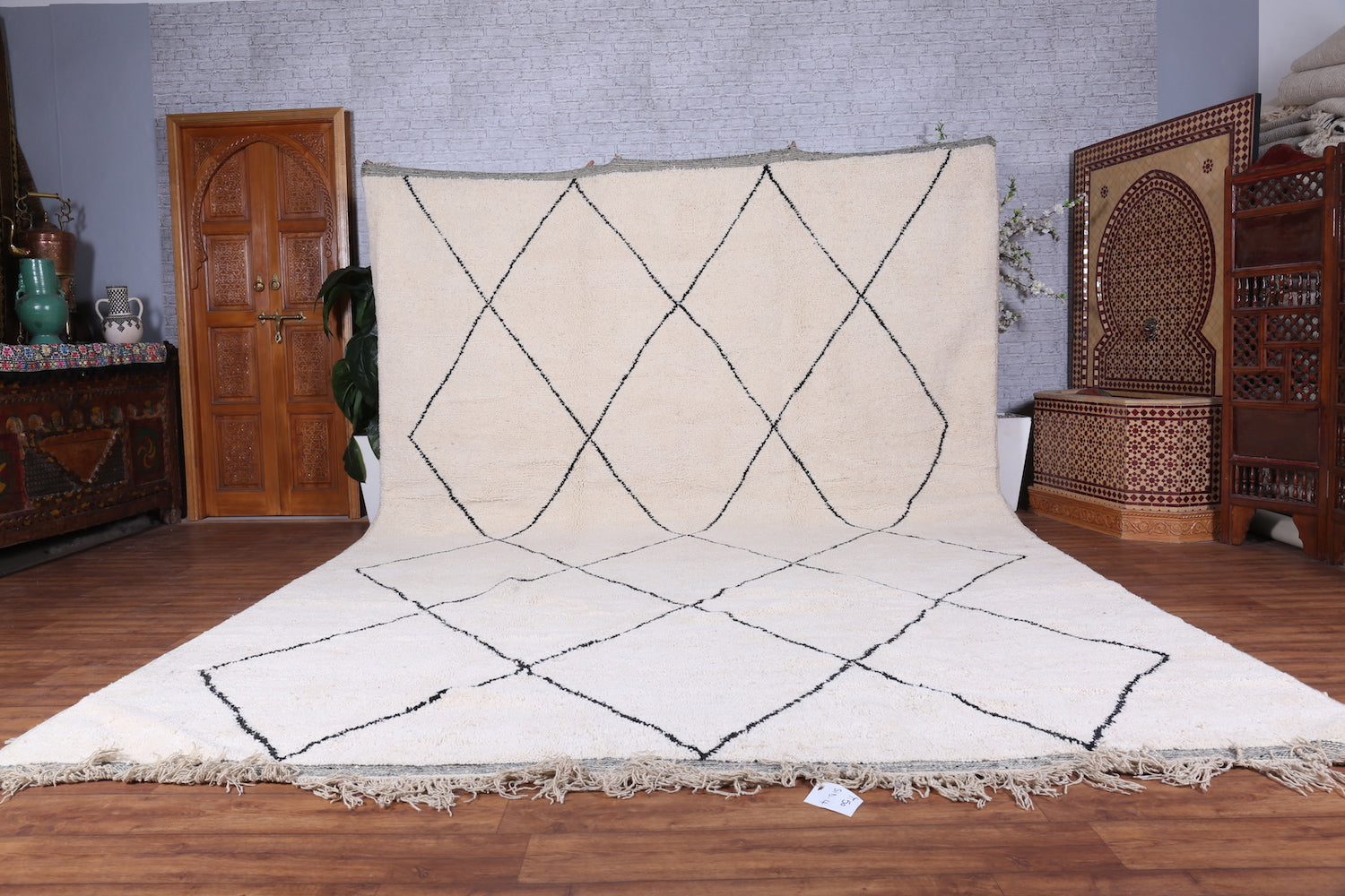 Custom Moroccan berber rug - beni ourain wool carpet