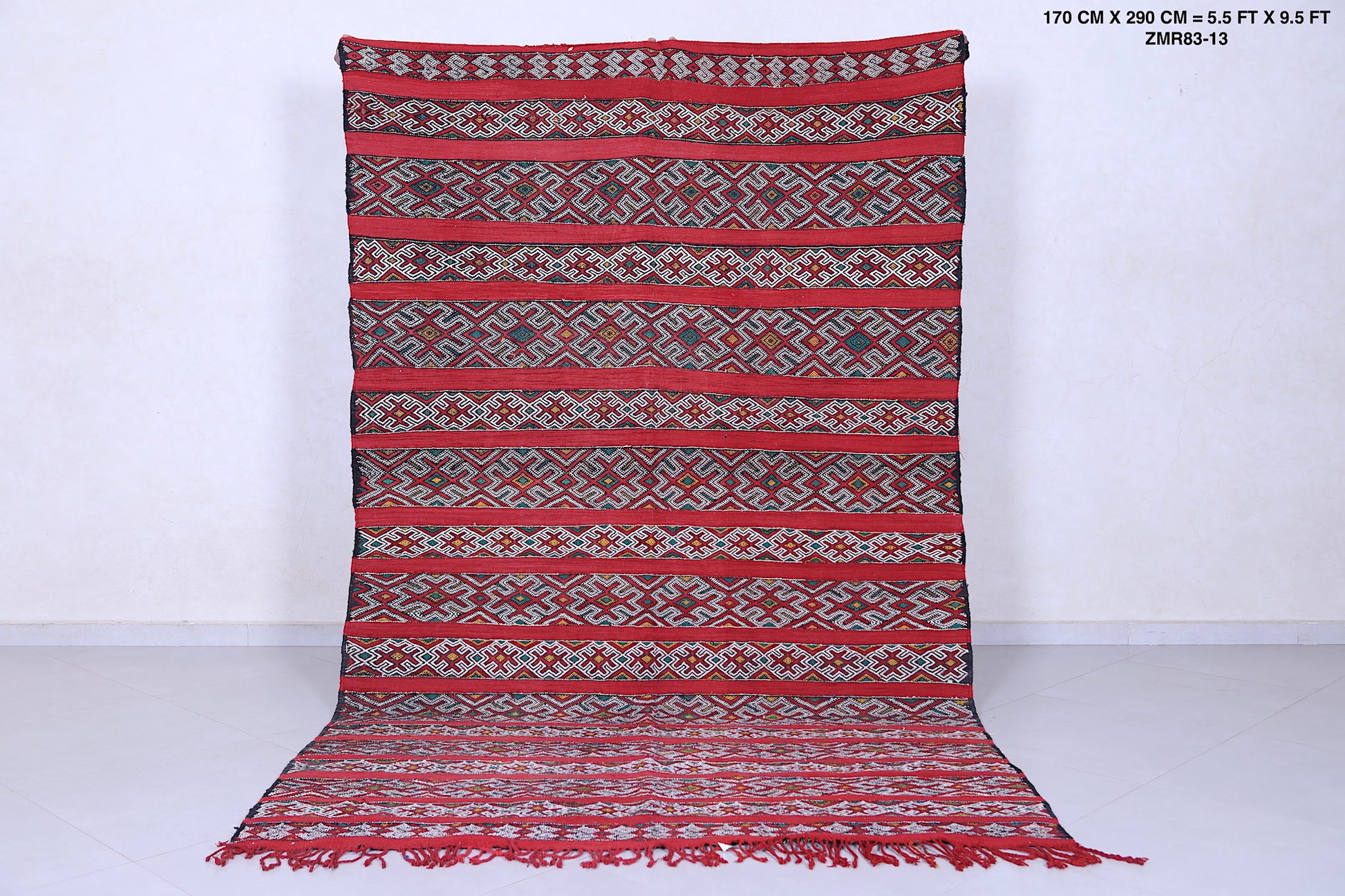 Handwoven Berber kilim 5.5 X 9.5 Feet